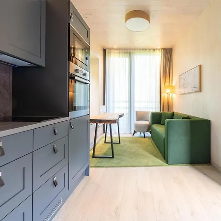 Charming 1-bedroom *